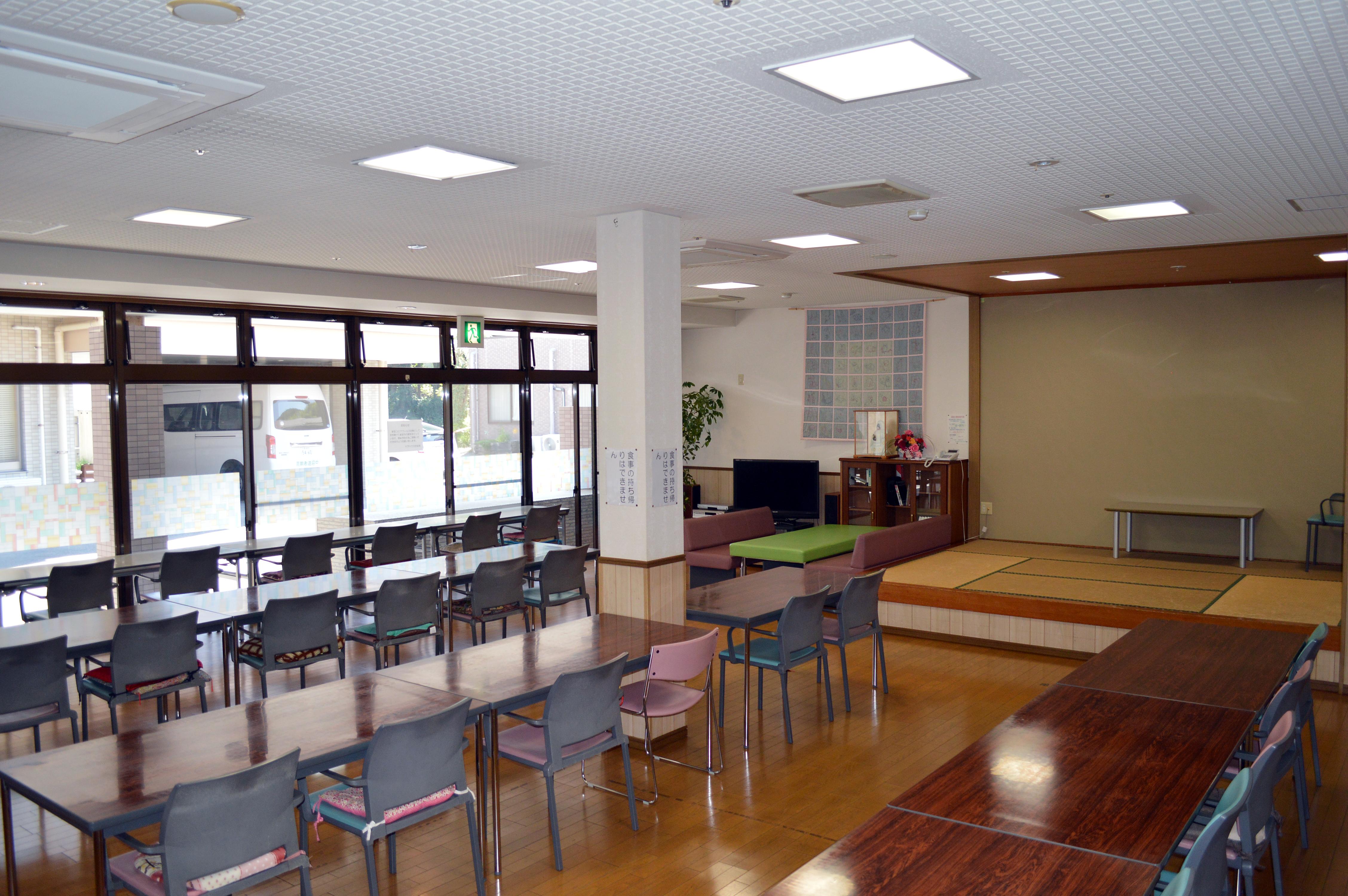 社会福祉法人笠松会　ケアハウス笠松苑　食堂